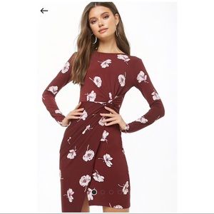 Floral Print, Twist Front Detail